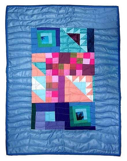 Quilt by Joy-Lily called 'Maui Weekend.' Click for detail.