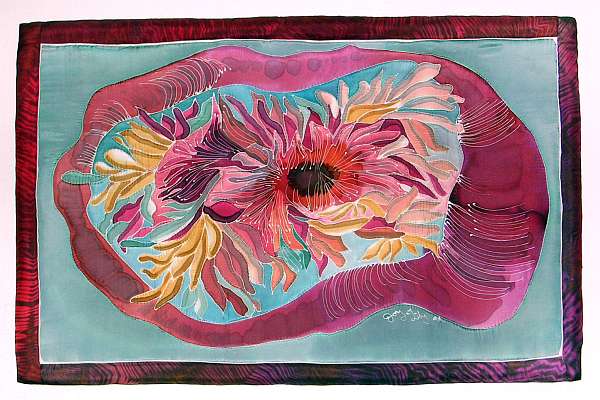 Silk quilt by Joy-Lily: an oval maroon sea anemone. Click to enlarge.